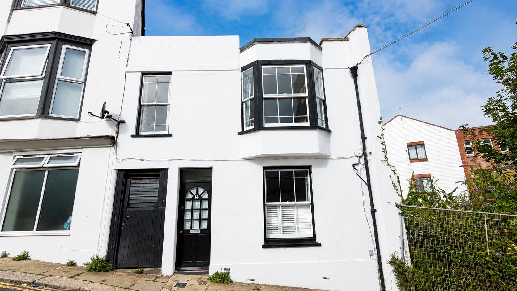 3 bed property in Prospect Place, Hastings